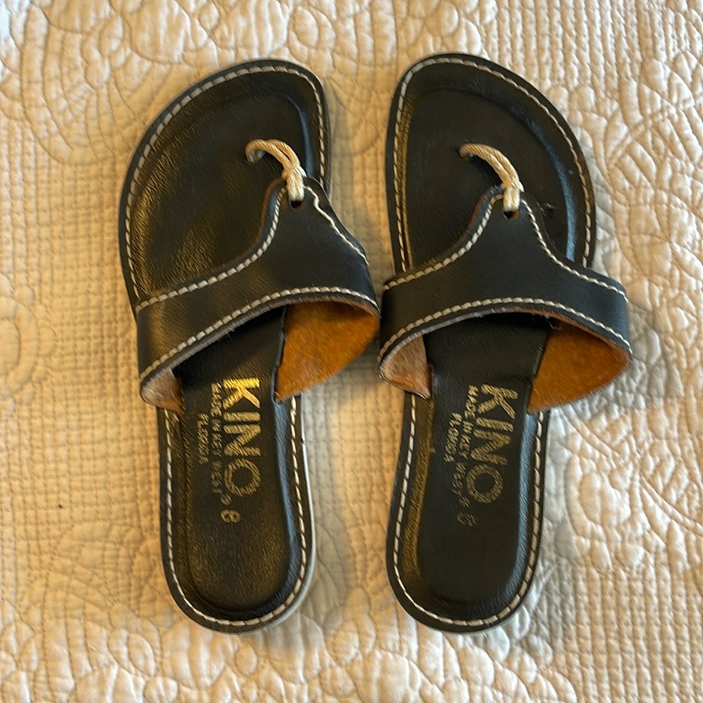 Kino Sandals
